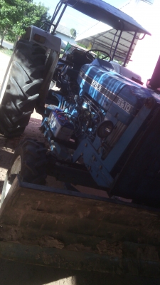 ขายรถไถฟอร์ด6600เสื้อลายใหญ่รถสวยพร้อมใช้ลุยงานหนักๆได้เลยครับเอกสารพร้อมโอนราคา370000