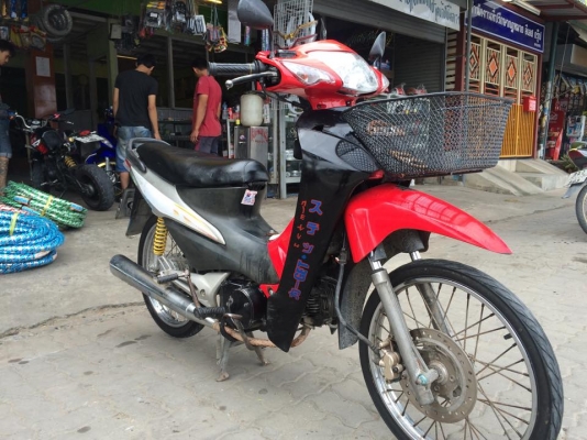 เวฟ100