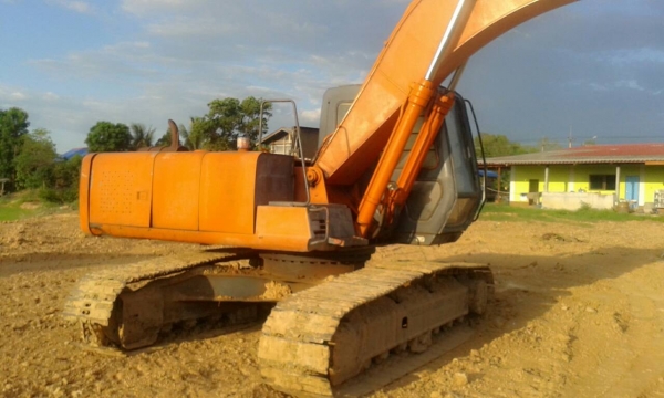 ฮิตาชิ200~2พร้อมใช้ครับ ฮิตาชิ200~2พร้อมใช้ครับ