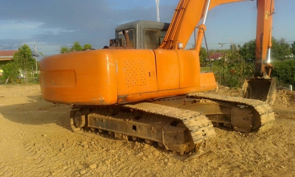 ฮิตาชิ200~2พร้อมใช้ครับ ฮิตาชิ200~2พร้อมใช้ครับ