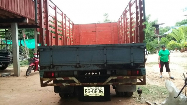 6ล้อISUZU120แรง เครื่องดี แชชซีสวย ออกห้างแท้ ช่วงล่างใหญ่Fหลัง0857698049 0887115178