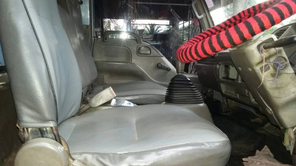 6ล้อISUZU120แรง เครื่องดี แชชซีสวย ออกห้างแท้ ช่วงล่างใหญ่Fหลัง0857698049 0887115178