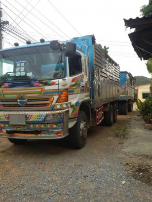 ขายรถสิบล้อ HIno MEGa FM 320 ปี50 พ่วงคอกเกษตรดั้มเนียมอู่เบี้ม นครสวรรค์