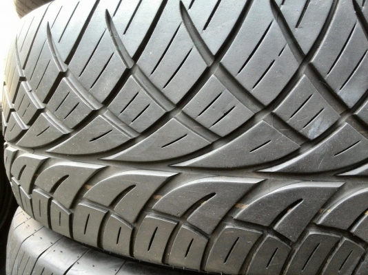 ขายยาง NITTO NT420S 265-65-17 ปี13 ดอกหนาจัด เนื้อนิ่ม ไม่มีปะ ชุดละ 11,500 บาท