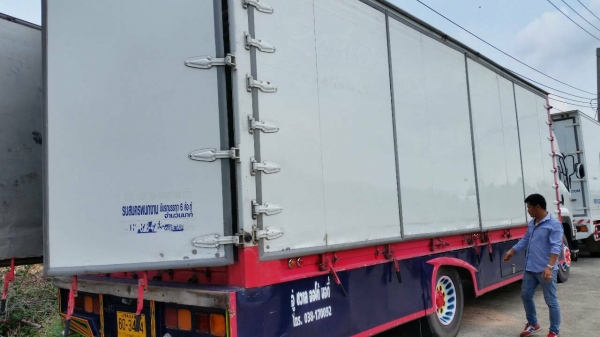 หกล้อใหญ่ อีซูชุ FTR 240 แรงปี54 สภาพเยียมสวยจัดเดิมทั้งคัน  เล่มทะเบียนพร้อมโอน