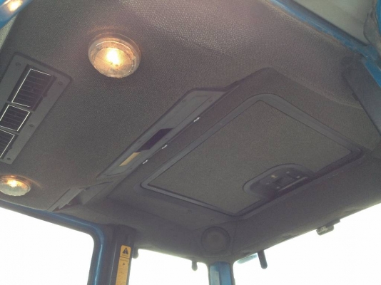 ฟอร์ด 6810 T5 ฟาร์มแทรกเตอร์ (ใช้)