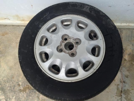 ล้อแม็คขอบ 14 4 รู 100 พร้อมยาง รายละเอียดตามรูป ราคาต่อรองได้ อยู่ใกล้ทางแยกสามพราน นครปฐม
