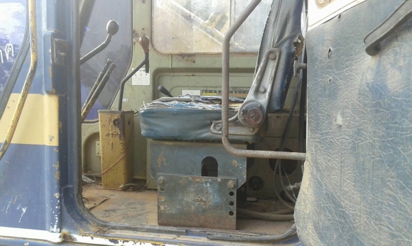 ขายรถแม็กโค โคมัสสุ PC120 - 2 ( เล่มทะเบียน ) ขายรถแม็กโค โคมัสสุ PC120 - 2 ( เล่มทะเบียน )