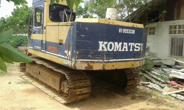 ขายรถแม็กโค โคมัสสุ PC120 - 2 ( เล่มทะเบียน ) ขายรถแม็กโค โคมัสสุ PC120 - 2 ( เล่มทะเบียน )