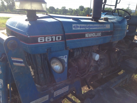 ขายรถไถ 2 เพลา เสื้อลายFord 6610 มีภาพวีดีโอ  ราคา 435,000 บาท  สภาพสวยพร้อมใช้ ผานดันหน้า โรตารี่ และผาน 7 ราคา 435,000 บาท  เล่มทะเบียนพร้อมโอน ต่อรองได้ครับ โทร 081-9972972 089-8451778