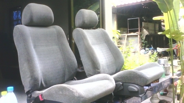 ขายเบาะคู่หน้าเก๋ง คู่ละ1600 ขายเบาะคู่หน้าเก๋ง คู่ละ1600