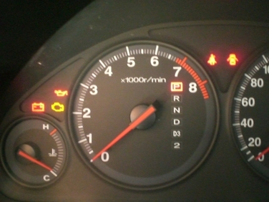 รับตรวจสอบวิเคราะห์ปัญหาไฟหน้าปัดรถยต์โชว์ รับตรวจสอบวิเคราะห์ปัญหาไฟหน้าปัดรถยต์โชว์