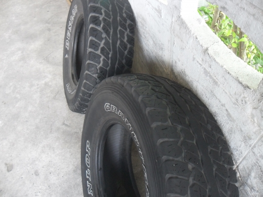 ยาง DUNLOP 31x10.50R15ปี11 สวยๆ 1 คู่ ราคา 1800 บาท