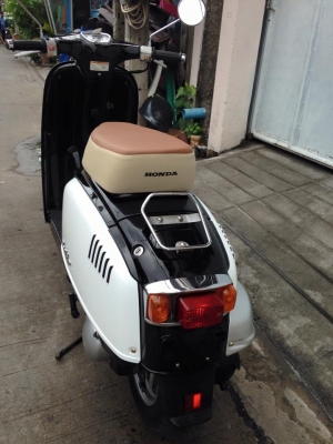 ขาย รถป๊อป honda Julio 50 cc พร้อมใช้งาน ขาย รถป๊อป honda Julio 50 cc พร้อมใช้งาน