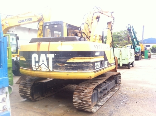 CAT 312B ปี 1996 ตรงจากญี่ปุ่น สวยๆเลยครับ ใครหารถสวยๆไว้ใช้งาน เข้ามาดูได้เลยครับไม่ผิดหวัง