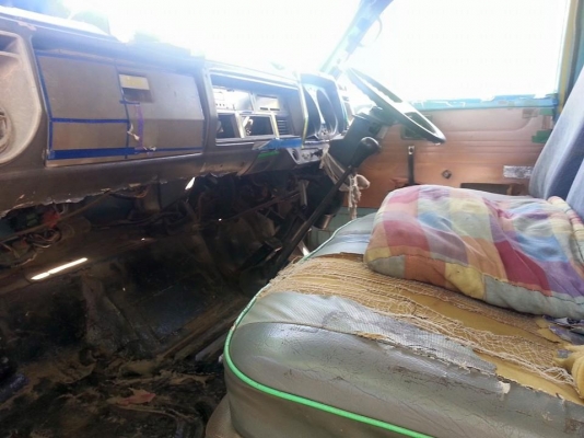 ขายKS110แรง เครื่องดี แคชซีสวย สภาพพร้อมใช้งาน เอกสารพร้อมโอน ราคา210,000 สนใจโทร 090-8588220คุณนะ 093-3258446คุณบิว ID:narong498 หรือเข้าดูสินค้าอื่นๆได้ที่ www.truck.in.th/498 หรือเพจFacebook ณรงค์ ซื้อขายรถมือสอง (เว็บไซต์ส่วนตัว) หรือFacebook ตลาดรถมื