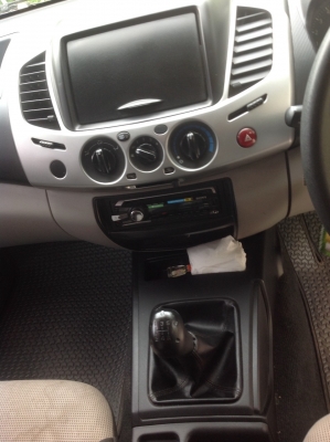 MITSUBISHI TRITON ปี 2011