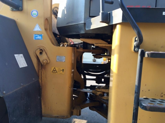 รถตักล้อยาง TCM L40