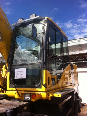 นำเข้าเครื่องจักรกลหนักมือ 2 จากต่างประเทศ Tel.098-858-5524 สามภพ ครับ