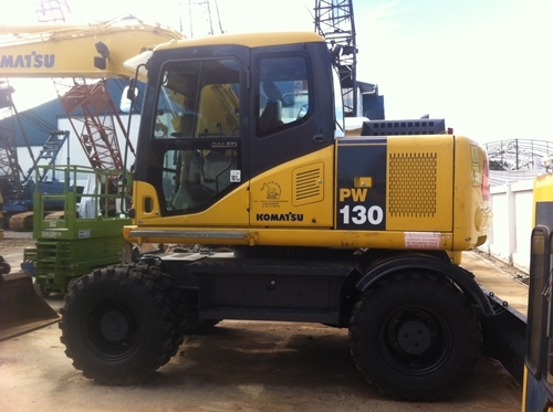 นำเข้าเครื่องจักรกลหนักมือ 2 จากต่างประเทศ Tel.098-858-5524 สามภพ ครับ