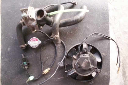 ขายอะไหล่ bandit 250 v มีทั้งปลั๊กแต่ง ท่อแต่ง อะไหล่ภายในเครื่องและอื่นลองดูครับเผื่อมีของที่ท่านต้องการครับ