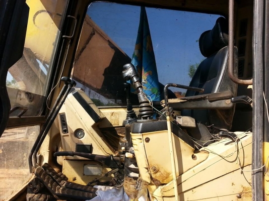 ขายCAT 320D เครื่องดี ช่วงล่างแน่น ทำงานเร็ว สภาพพร้อมใช้งาน เอกสารเล่มทะเบียนพร้อมโอน สนใจโทร 090-8588220คุณนะ 093-3258446คุณบิว ID:narong498 หรือเข้าดูสินค้าอื่นๆได้ที่ www.truck.in.th/498 หรือเพจFacebook ณรงค์ ซื้อขายรถมือสอง (เว็บไซต์ส่วนตัว) หรือFace