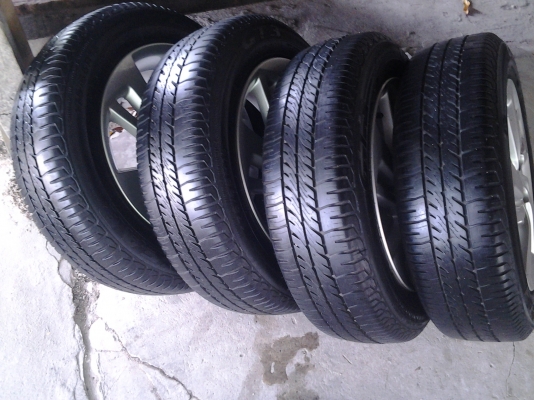 แม็ก honda ขอบ15  พร้อมยาง