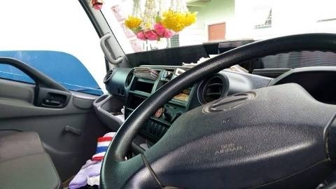 หกล้อ HiNo 300/150แรง ปี56 ยาว 5ม สภาพดีสวยบางเดิมจากห้าง พร้อมใช้งาน ทะเบียนพร้อมโอน ราคา 795,000บ หกล้อ HiNo 300/150แรง ปี56 ยาว 5ม สภาพดีสวยบางเดิมจากห้าง พร้อมใช้งาน ทะเบียนพร้อมโอน ราคา 795,000บ