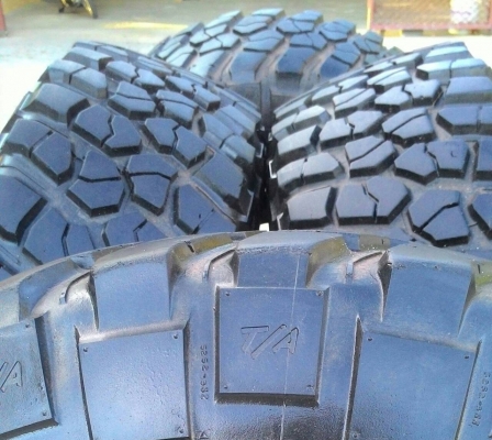 ขายยาง BF KM2 พร้อมล้อ