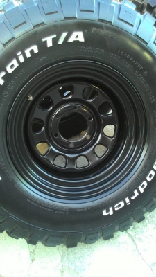 ขายยาง BF KM2 พร้อมล้อ