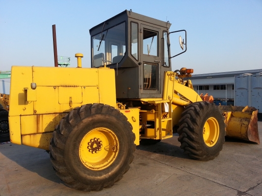KOMATSU 515 จากญี่ปุ่นถึงไทยแล้วครับ ราคาพิเศษ 090-986-2521 อ๊อบ KOMATSU 515 จากญี่ปุ่นถึงไทยแล้วครับ ราคาพิเศษ 090-986-2521 อ๊อบ