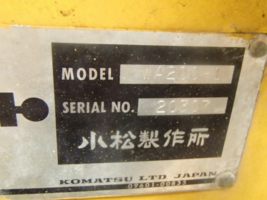 ขาย KOMATSU WA200-1 นำเข้าจากญี่ปุ่น 090-986-2521 อ๊อบ
