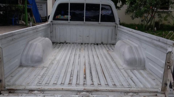 ดราก้อนตอนเดียว เครื่อง2500 รถวิ่งน้อย สีสวย รถพร้อมใช้งาน เครื่องดี คัสซีสวย แอร์เย็น ภายในสะอาด