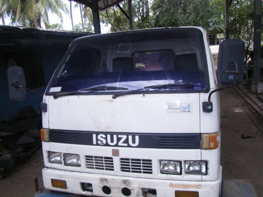 ขายหัวเก๋ง ISUZU elf ยกหัวได้ครับ 38,000บาท (ก่อนปรับสภาพ)ส่งได้ครับ 0892095791 บอย