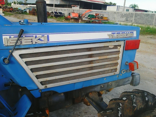 ขายรถไถISEKI TL3200 สวยๆ สีเดิมๆ แรงๆ ขายรถไถISEKI TL3200 สวยๆ สีเดิมๆ แรงๆ