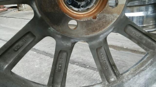 ล้อ vip ขอบ17 4รู100 สวยๆเลย  ล้อ vip ขอบ17 4รู100 สวยๆเลย