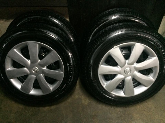 ขายยางชุดล้อกะทะอะเมร่า 4 เส้นยกชุด 3500 บาท