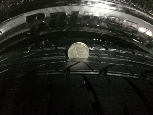 ขายยางชุดล้อกะทะอะเมร่า 4 เส้นยกชุด 3500 บาท