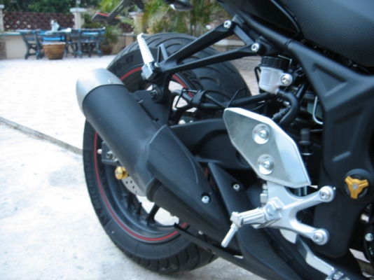 ขาย yamaha r 3 ปี 2015 สภาพเหมือนรถใหม่