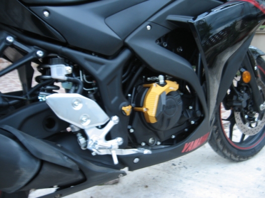 ขาย yamaha r 3 ปี 2015 สภาพเหมือนรถใหม่