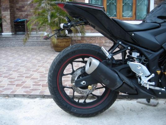 ขาย yamaha r 3 ปี 2015 สภาพเหมือนรถใหม่