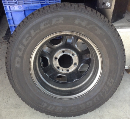 ขายยาง bridgestone dueler ht 689 (รับเอง2500) ขายยาง bridgestone dueler ht 689 (รับเอง2500)