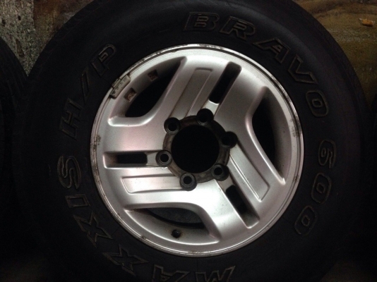 ยาง 30 x 9.5  R15