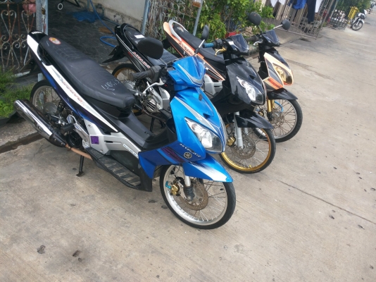 ขายนูโวmx คันละ9500 เอกสารพร้อมชุดโอน งดต่อนะคับ รถอยู่บางใหญ่ นนทบุรี สนใจโทร 084-3545593