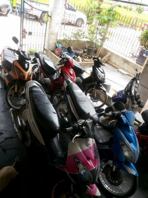 ขายนูโวmx คันละ9500 เอกสารพร้อมชุดโอน งดต่อนะคับ รถอยู่บางใหญ่ นนทบุรี สนใจโทร 084-3545593