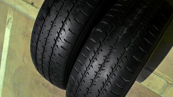 215R15C. MICHELIN XCD ปี12 มี 2 เส้น tel.081-427-3941 215R15C. MICHELIN XCD ปี12 มี 2 เส้น tel.081-427-3941