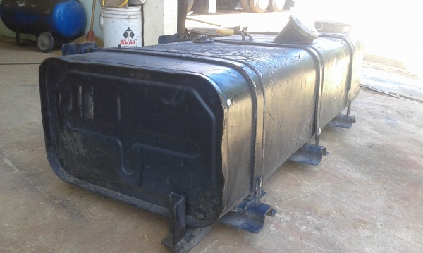 ถังน้ำมัน 250 ลิตร เก่าญี่ปุ่นแท้