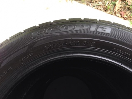 - ขายยาง BRIDGESTONE Ep100  205/55/16