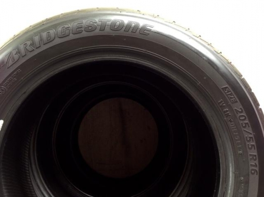 - ขายยาง BRIDGESTONE  205/55/16  ปี14