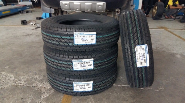 ขายยางใหม่ TOYO OPHT 225/70-16 เส้นละ 4250